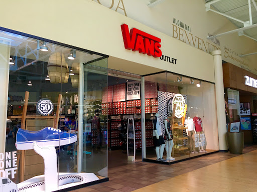 Vans Outlet — Shoe Store in Milpitas, CA