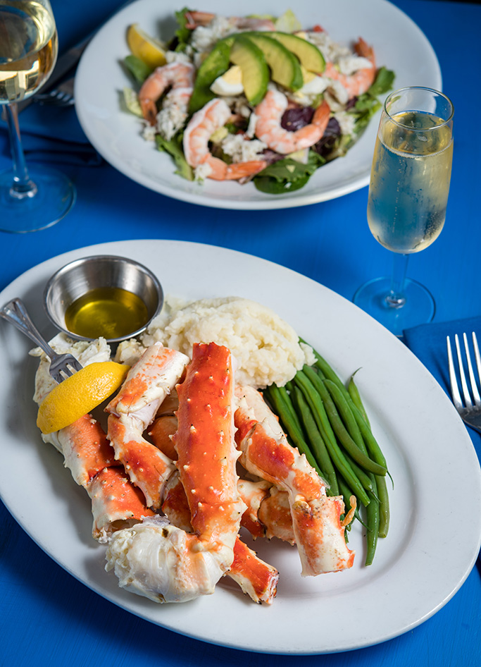 Newport Landing Restaurant — Seafood Restaurant in Newport Beach, CA (photo 2 of 3)