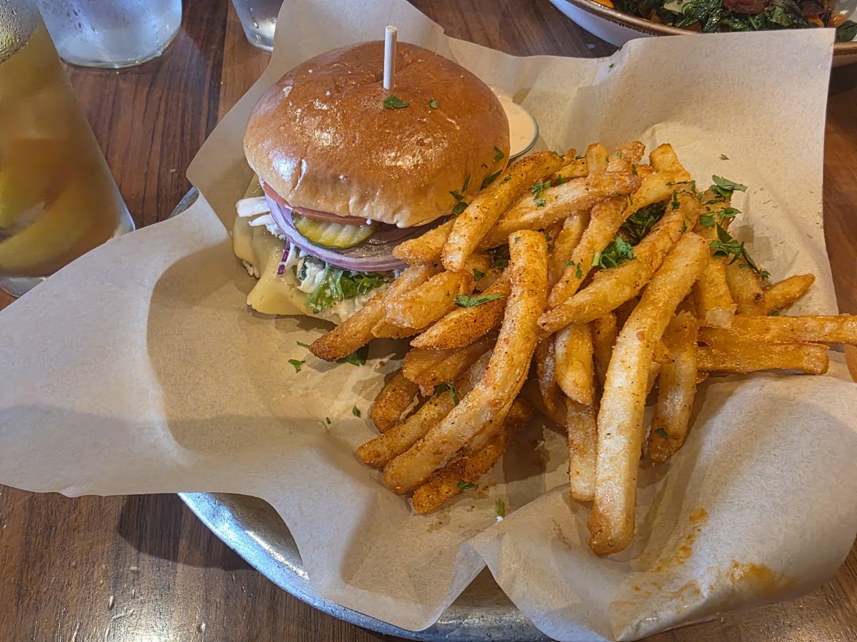 Lazy Dog Restaurant and Bar — American Restaurant in Orange, CA (photo 3 of 3)