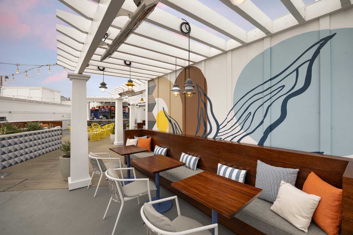 Happy hour: $2 off selected drinks and flatbread pizzas at Cypress Beach House