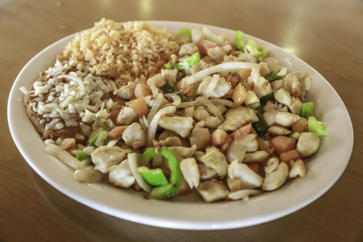 The New Mecca Café — Mexican Restaurant in Pittsburg, CA (photo 2 of 3)