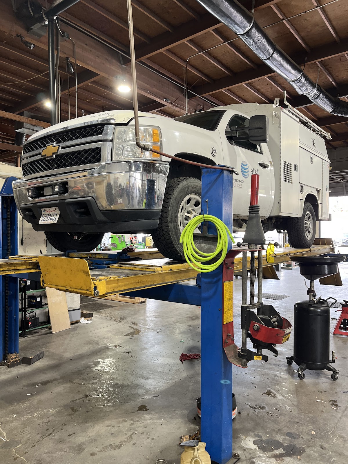 Hal's Auto Care — Auto Repair Shop in Sacramento, CA (photo 3 of 3)