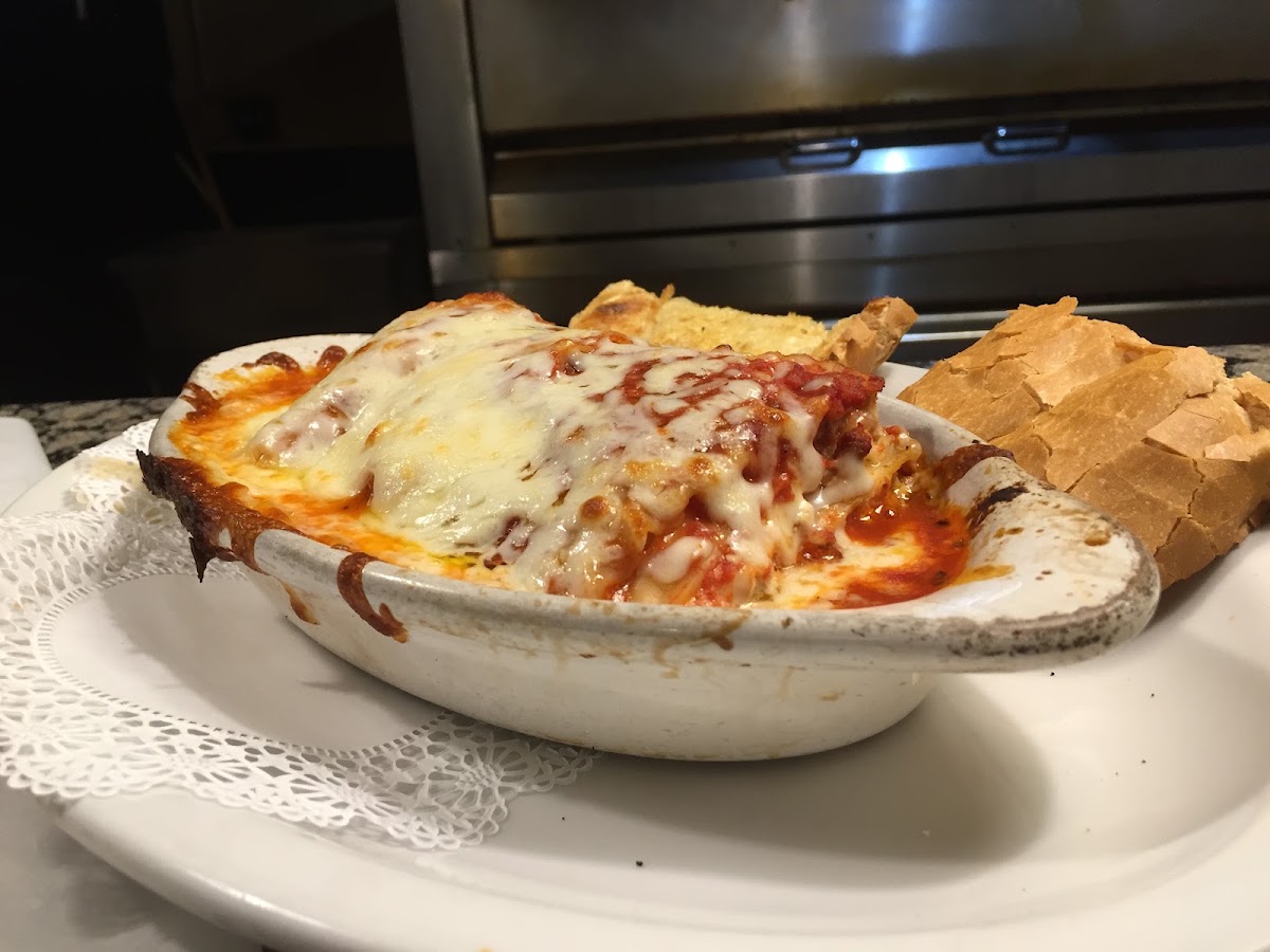 Casa Sorrento Pizzeria — Pizza Restaurant in Salinas, CA (photo 2 of 3)