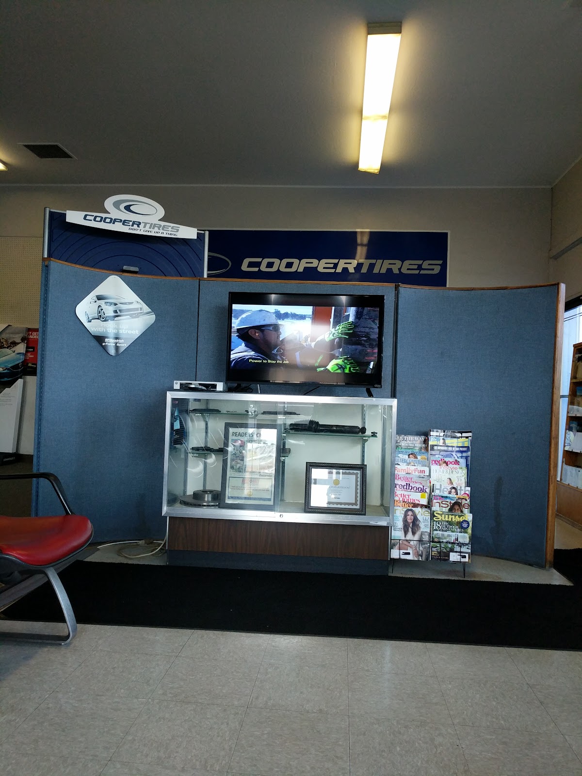 Rossi Bros Tire & Auto Service — Tire Shop in Salinas, CA (photo 2 of 3)