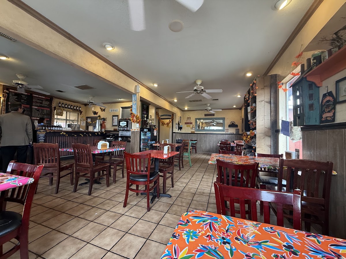 Salinas City BBQ — Food & Drink in Salinas, CA (photo 2 of 3)