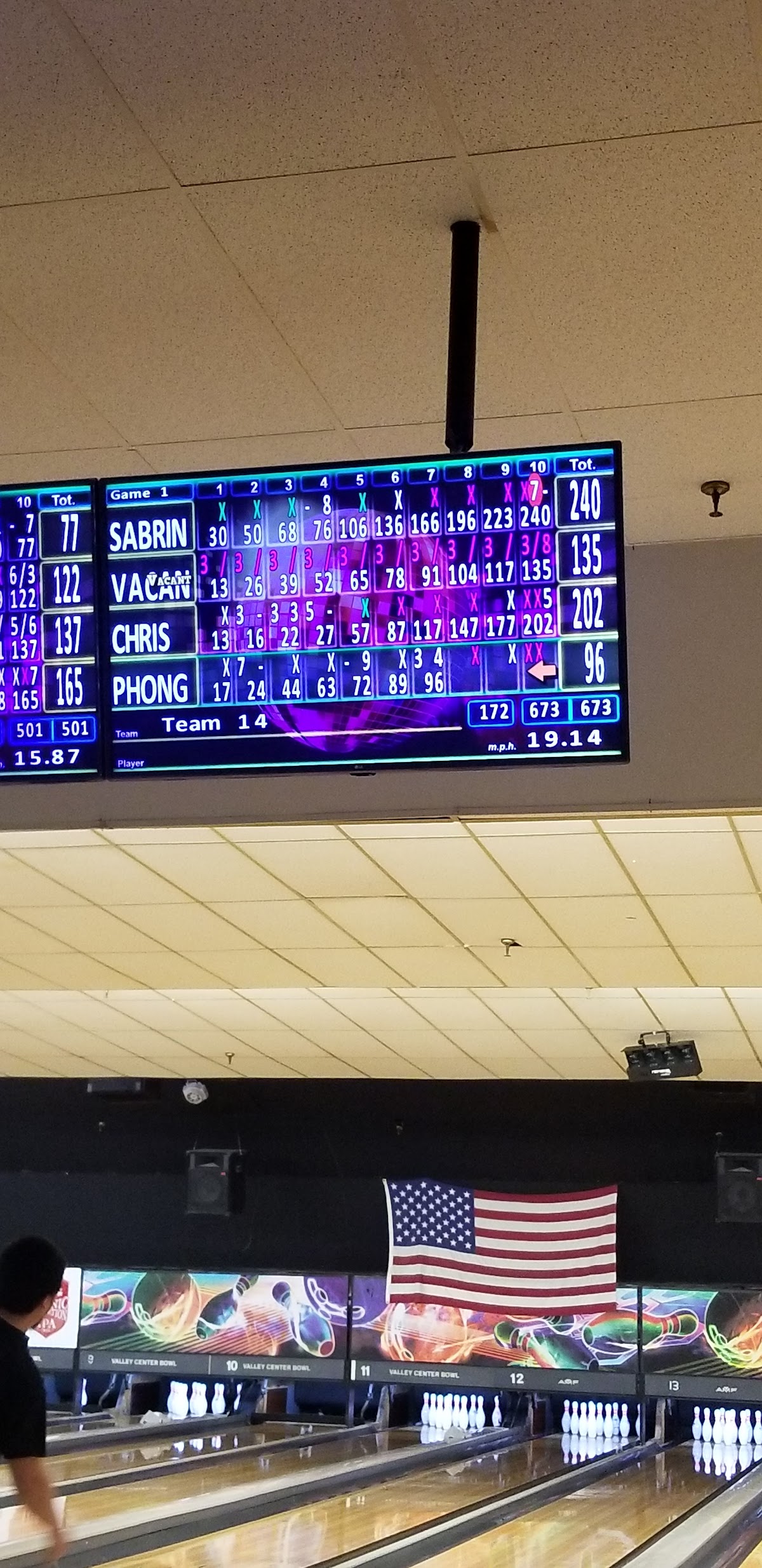 Valley Center Bowl — Bowling Alley in Salinas, CA (photo 3 of 3)