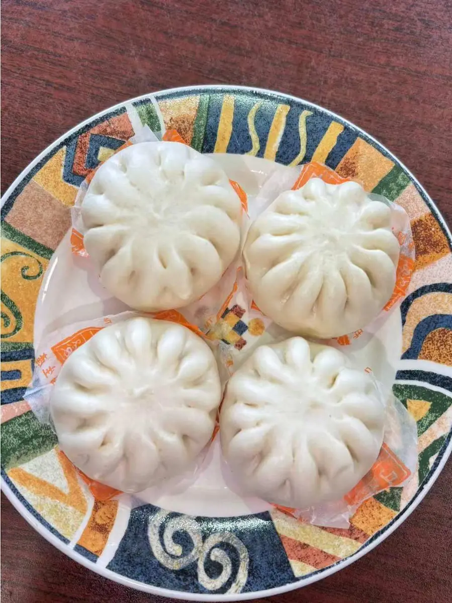 Egg Custard Bun(4) at Uncle Yu Restaurant