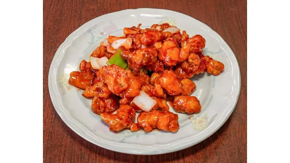 Sweet Sour Chicken at Uncle Yu Restaurant