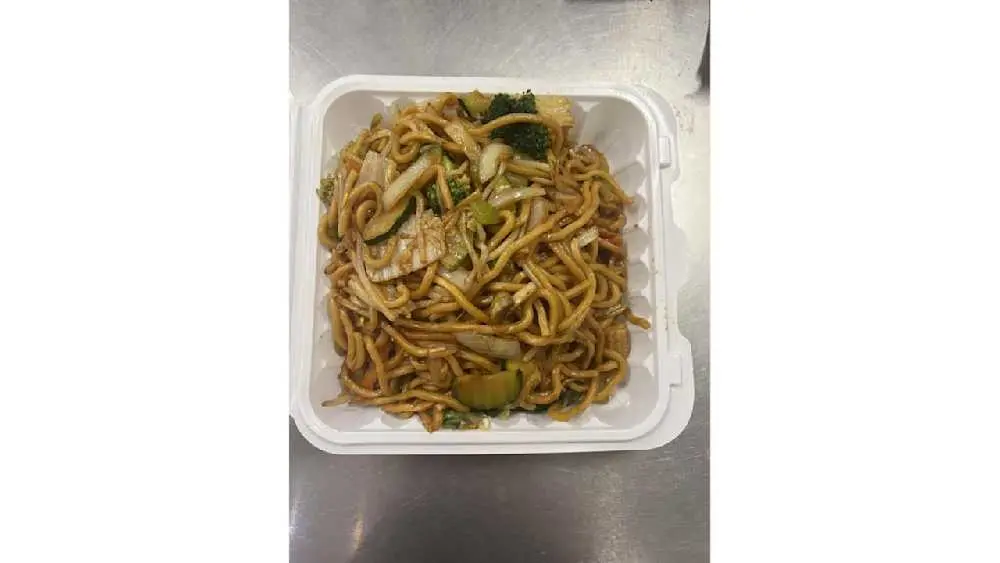 Vegetable Chow Mein at Uncle Yu Restaurant
