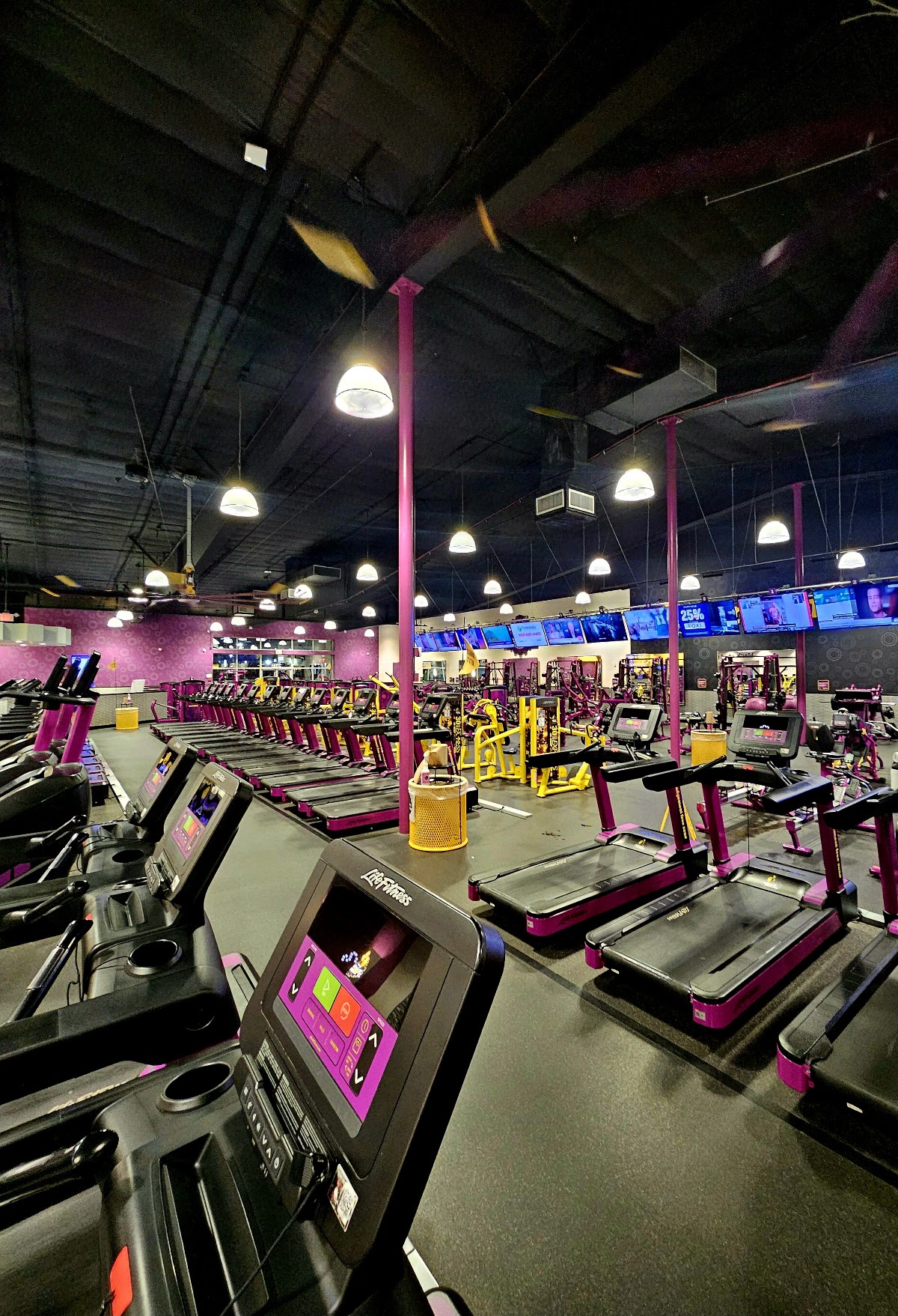 Planet Fitness — Gym in West Covina, CA (photo 2 of 3)
