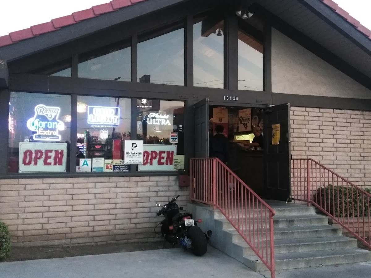 Barro’s Pizza — Pizza Restaurant in Whittier, CA