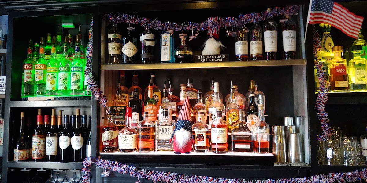 Jake’s Bistro & Brew — Bar in Yucaipa, CA