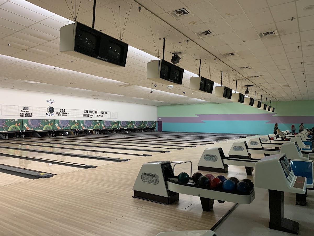 Yucca Bowl — Bowling Alley in Yucca Valley, CA (photo 3 of 3)