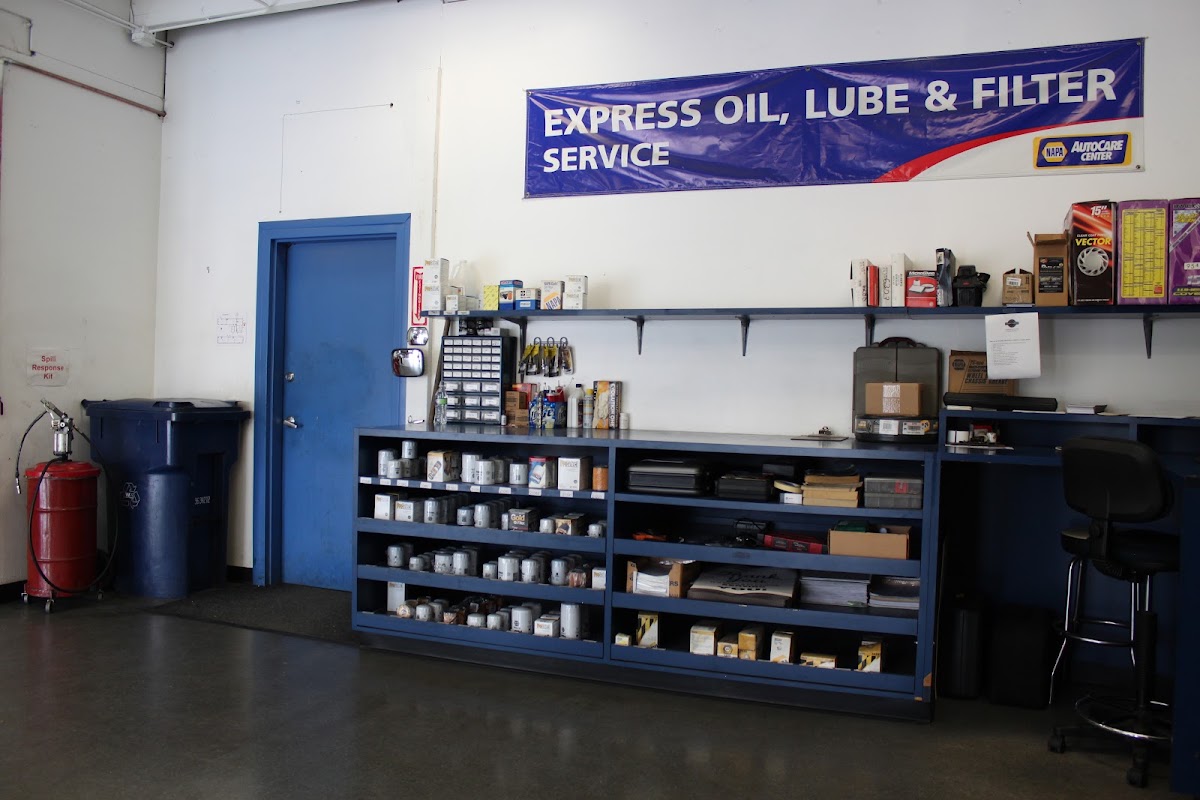 Evergreen AutoWorks - geography conflict — Auto Repair Shop in Bothell, WA (photo 3 of 3)