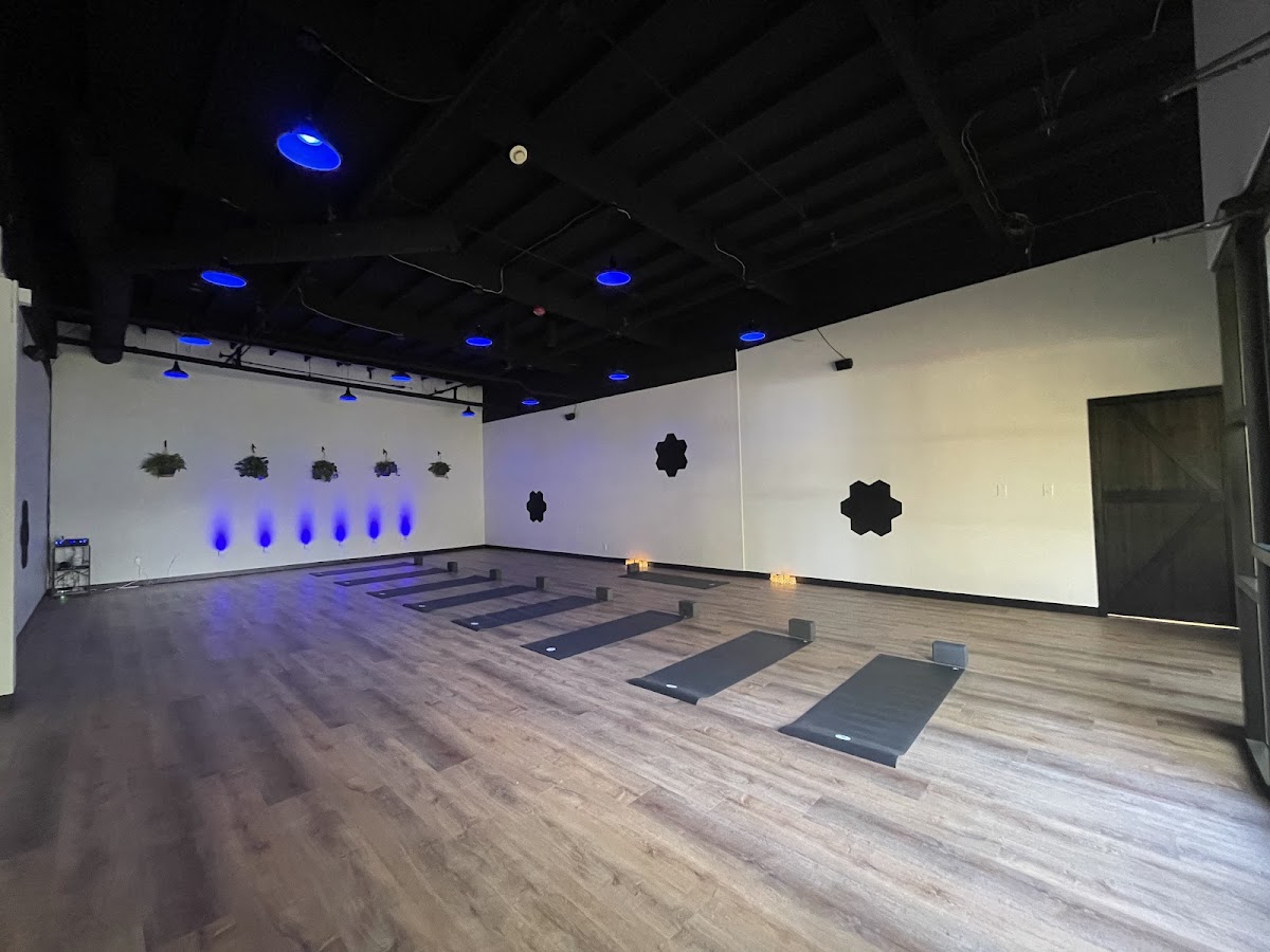 WISE Studios Yoga — Gym in Bothell, WA (photo 2 of 3)