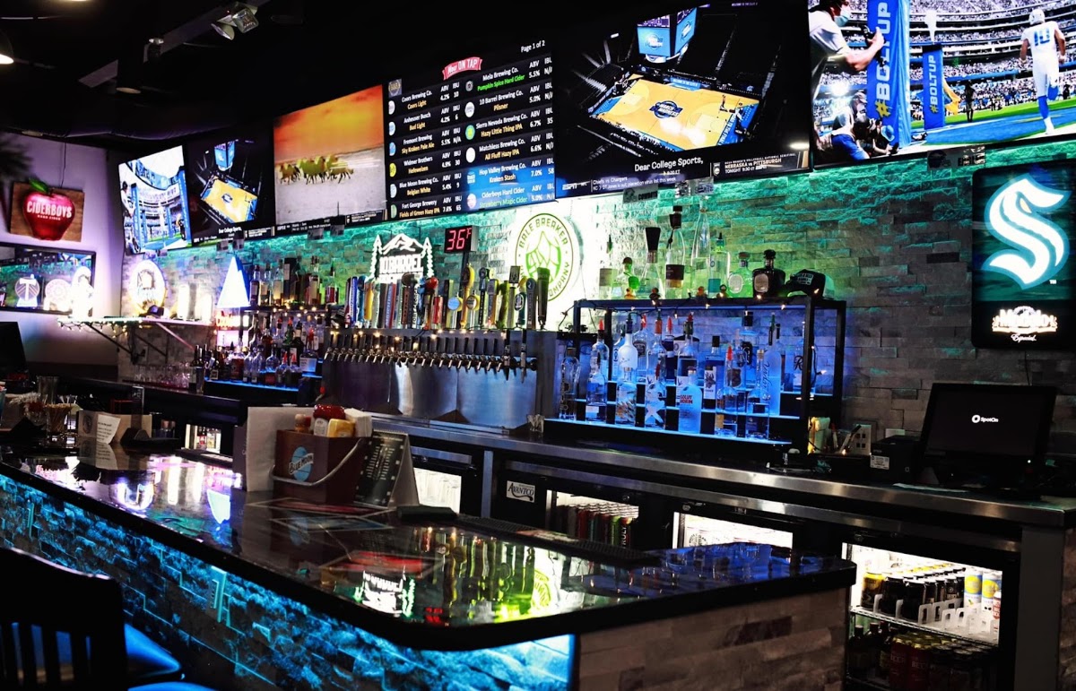Burgers & Beer Bar and Grill — Sports Bar in Camas, WA